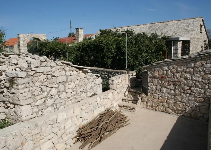 Seaside House Lumbarda, Korcula - 4444 펜션 룸바르다